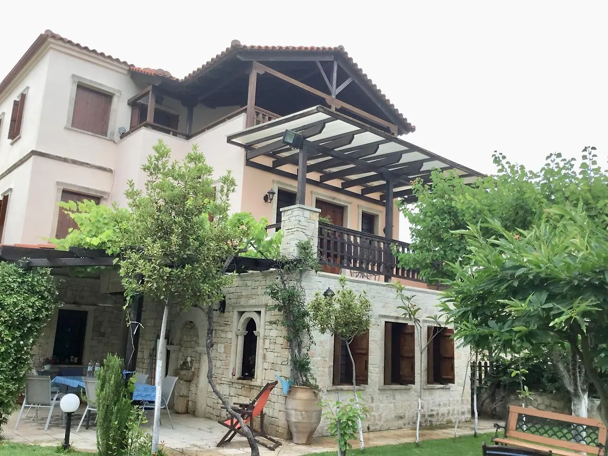 Villa Maira Áfitos 0*,  Grèce